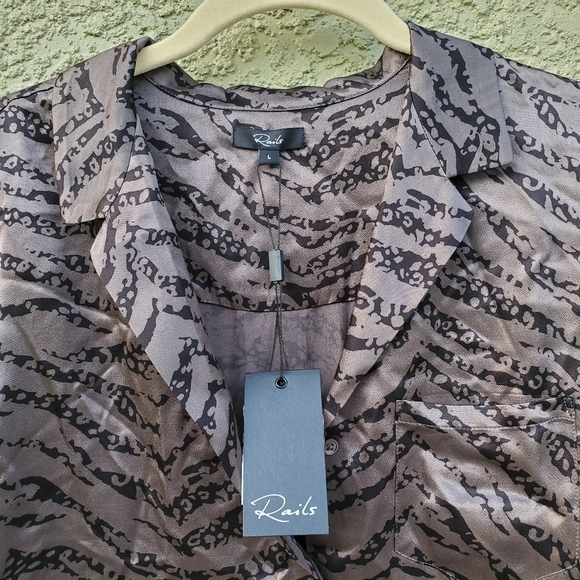 NWT Rails Rebel Shirt Olive Spotted Tiger Stripe - Picture 4 of 6
